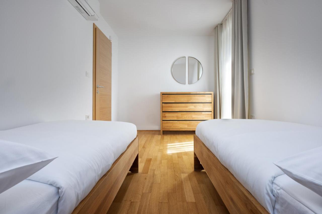 Luxury Apartment Stilla Bled Extérieur photo